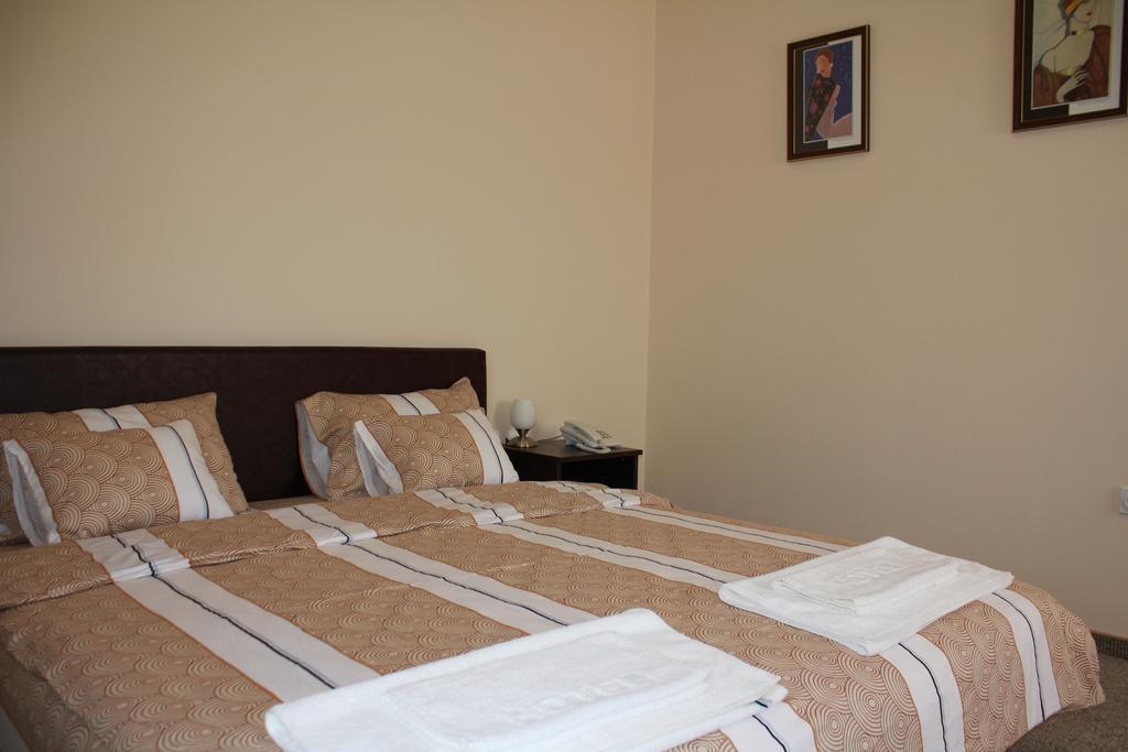 Hotel Feniks Pozarevac Požarevac Quarto foto