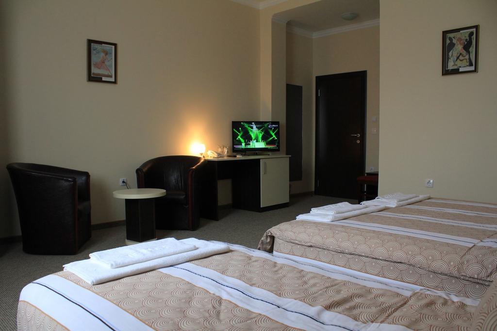Hotel Feniks Pozarevac Požarevac Quarto foto